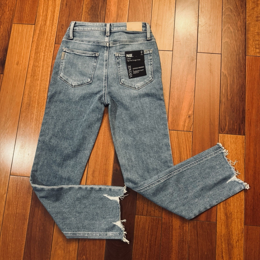 NWT Paige Cindy High Rise Straight Jeans Size:26 Distressed Raw Hem Cropped - Picture 3 of 16